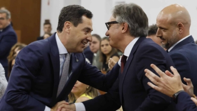 Vox asegura que negocia puestos secundarios en la administración andaluza más allá de la vicepresidencia de Gavira
