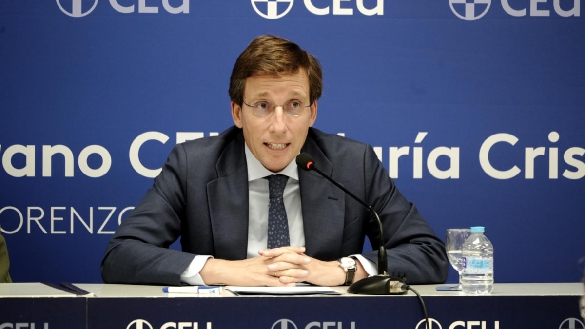 Almeida promete convertir a Madrid en "la primera ciudad de Europa en construcción de vivienda asequible"