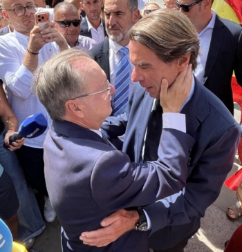 Aznar, en Ceuta: "La soberanía nacional no tiene vacaciones"