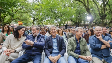 "Alguien miente, y yo creo que mienten todos": Feijóo exige la comparecencia de la directora del CNI