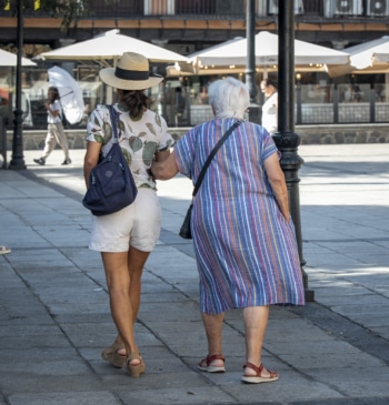Castilla-La Mancha alcanza un récord de 123.558 prestaciones de dependencia y supera [...]