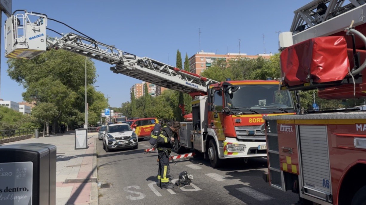 Intervención de los Bomberos de Madrid en un incendio en La Vaguada.