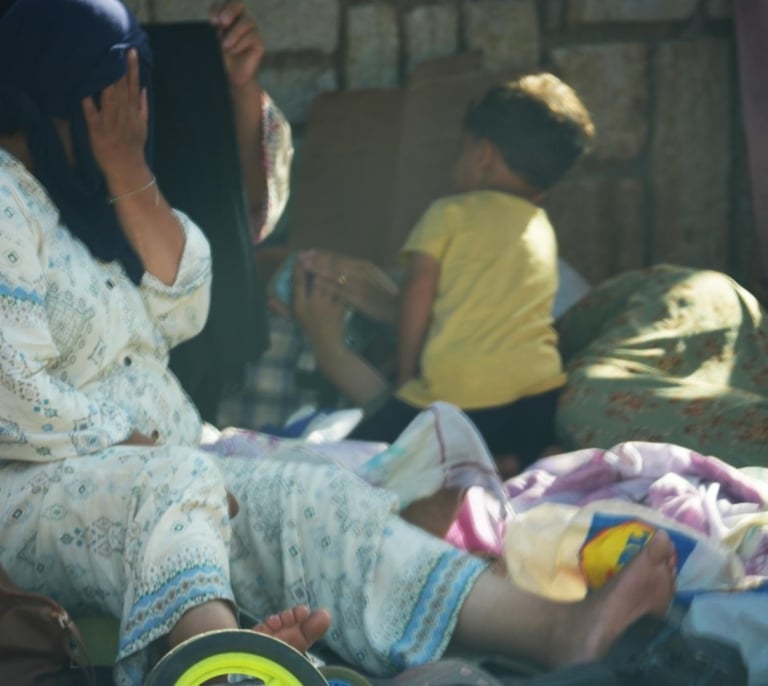 Los vecinos dan refugio a los menores atrapados en Ceuta en el barrio del Príncipe y en Sidi Embarek