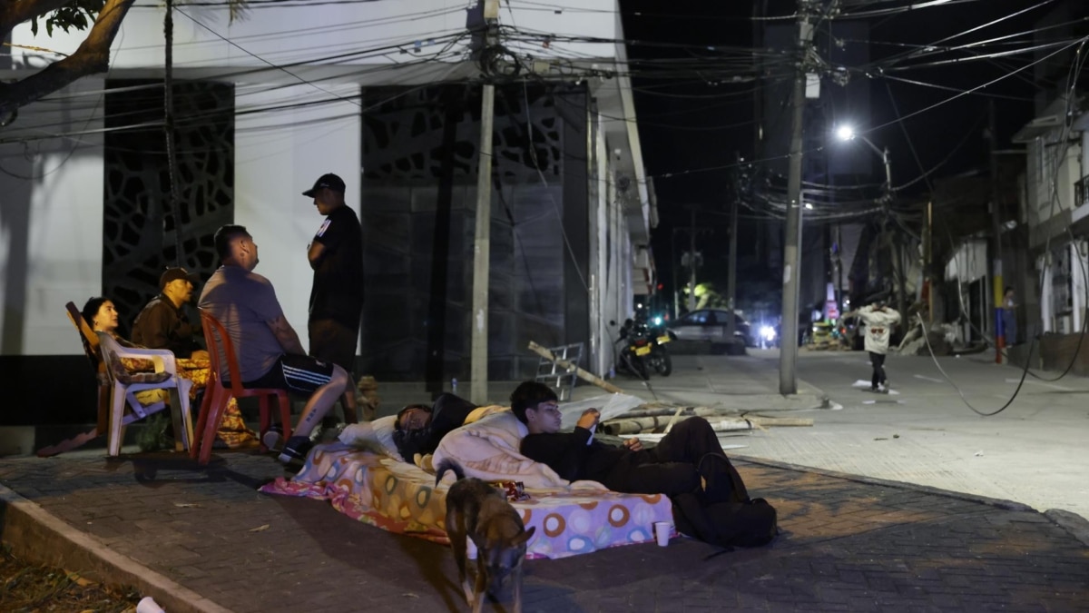 Exteriores informa que aún quedan 75 españoles sin localizar tras el terremoto en Colombia