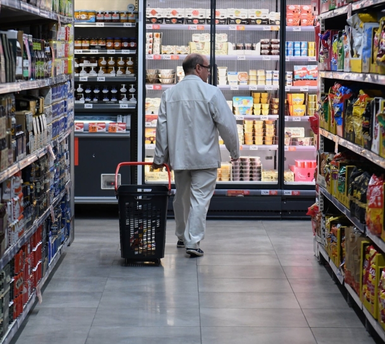 La economía española crece un 0,7% entre abril y junio, una décima más que en el primer trimestre