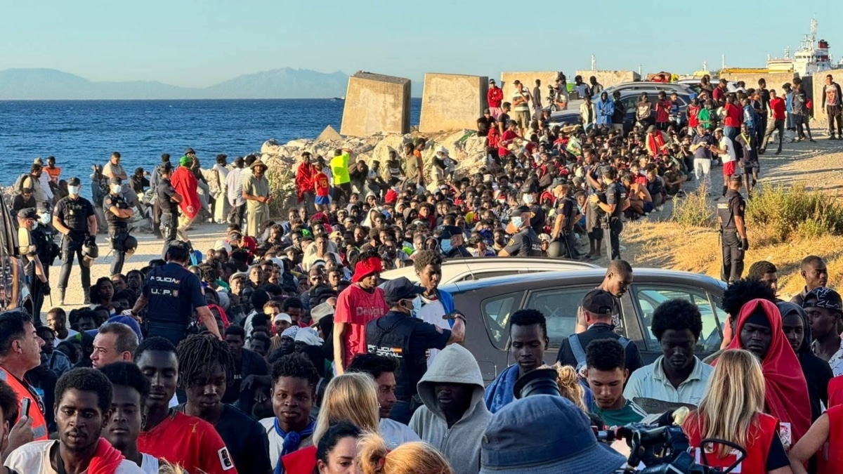 Playa de Ceuta el pasado 3 de agosto tras las ola migratoria