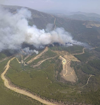 Extremadura eleva a nivel 2 el incendio de Pinofranqueado, que obliga a [...]