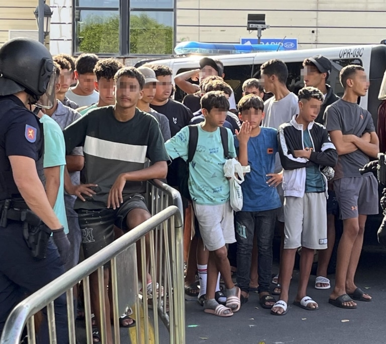 Bruselas avala la devolución de todos los migrantes a Marruecos, incluidos los menores