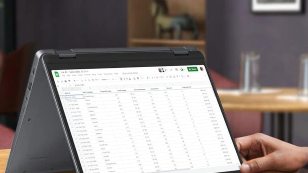 Pasa de portátil a tablet en un solo gesto con el Lenovo IdeaPad Flex 5 14ABR8