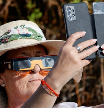 Más de 530 personas atendidas tras el eclipse solar en España, la [...]