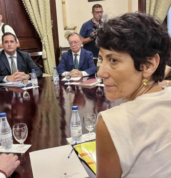 Así funciona el reparto de menores migrantes que volverá a enfrentar a [...]