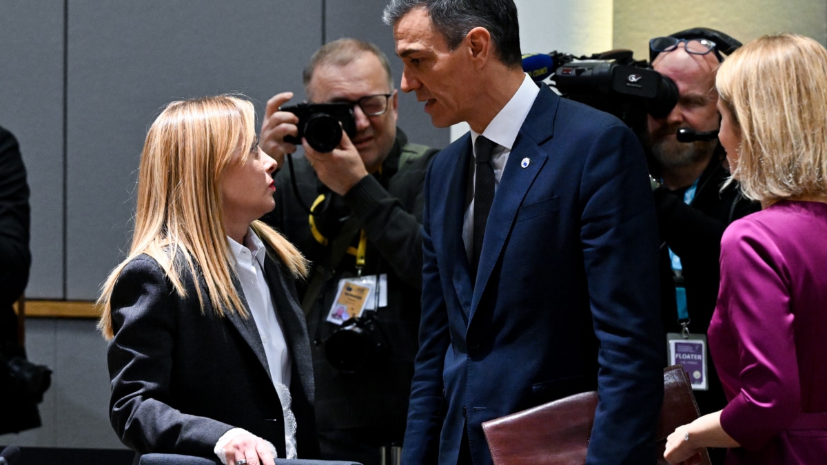 La primera ministra de Italia, Giorgia Meloni y el presidente del Gobierno de España, Pedro Sánchez