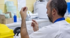 Sanidad convoca a las autonomías para articular el envío urgente de vacunas a Ceuta