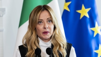 La crisis de Ceuta lleva a 22 países de la UE a señalar la regularización de España como "factor de atracción"