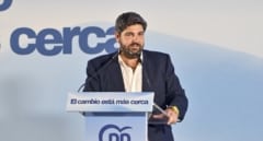 López Miras pide a Sánchez reforzar la vigilancia del litoral murciano ante la llegada de migrantes
