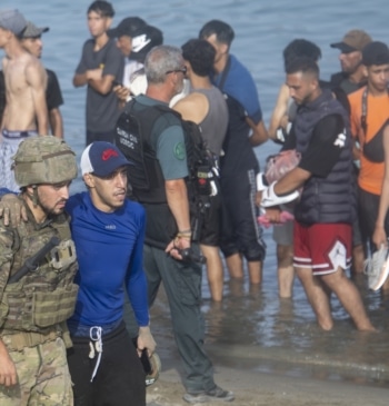 Las atenciones sanitarias a migrantes en Ceuta superan las 1.100 tras las [...]