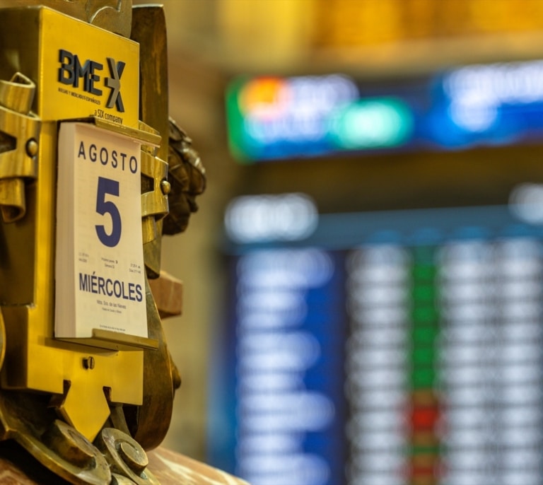 El IBEX 35 sube un 0,17 % y alcanza su tercer cierre récord consecutivo en agosto