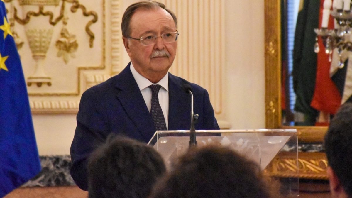 El presidente de Ceuta, Juan Jesús Vivas durante una rueda de prensa