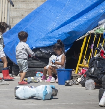 Vox cierra la puerta a las 500 niñas migrantes de Ceuta en [...]