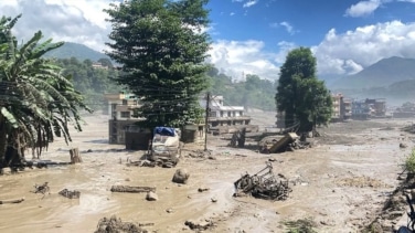 La riada en Nepal y Tíbet deja 359 muertos y cerca de 2000 desaparecidos entre ellos cuatro españoles