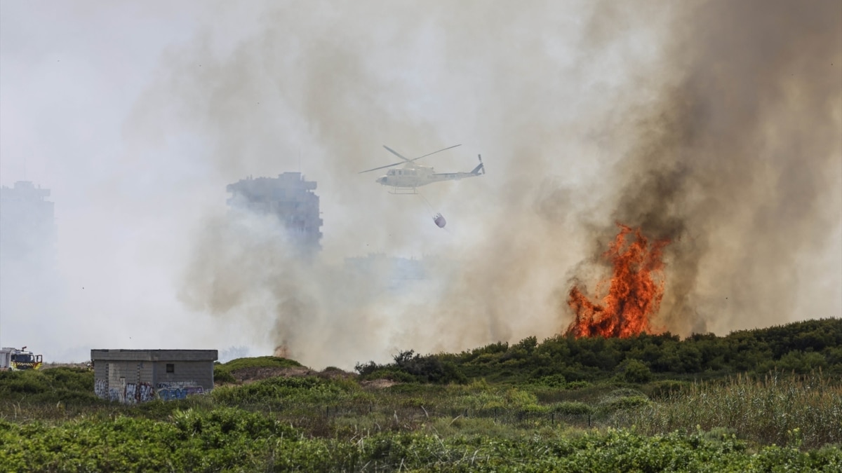 El incendio de El Saler sube a nivel 2 y obliga a evacuar la población y los campings