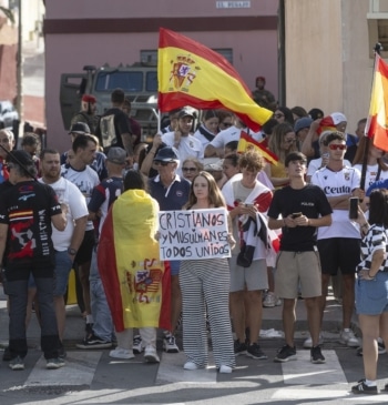 "¡Un caballa nunca se rinde!": vecinos de Ceuta vuelven a la calle [...]