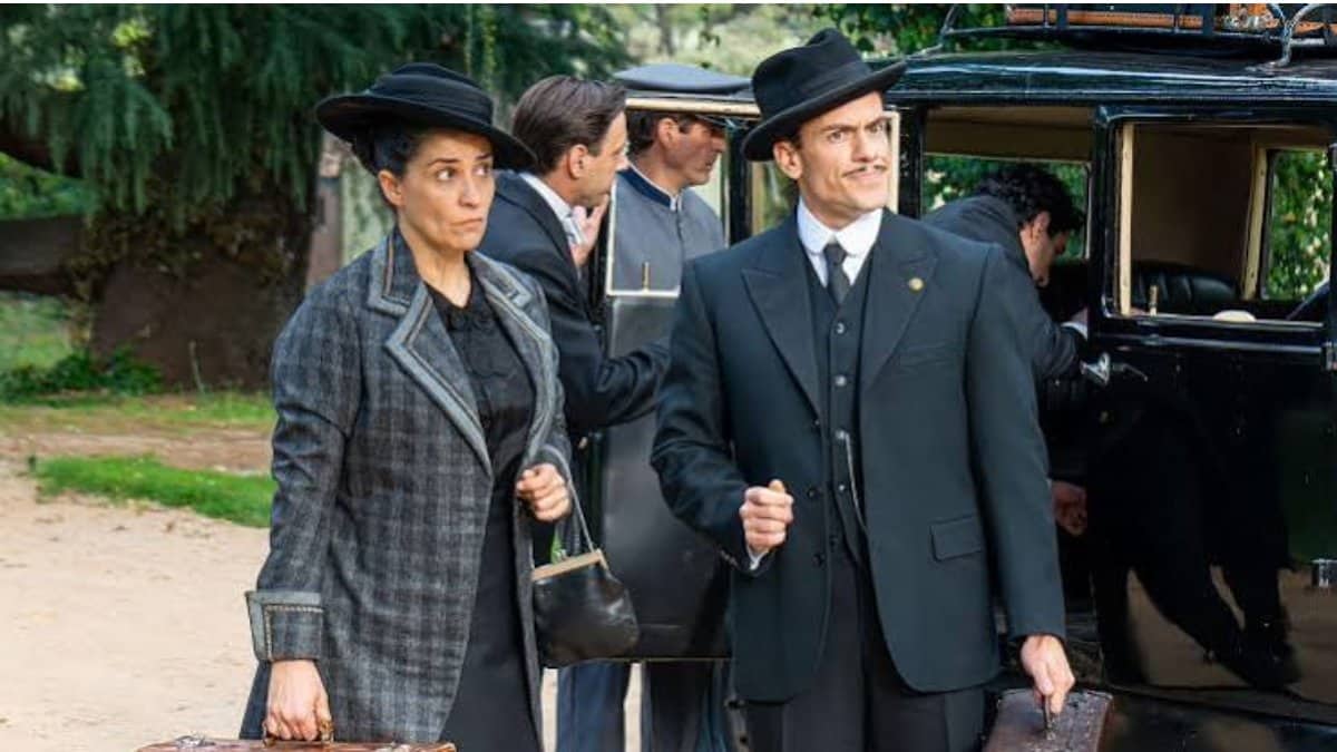 Babeth Ripoll en su papel de Tomasa Arcos junto a Julio Sopena (Christian Mulas)