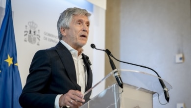 Marlaska insiste en que el CNI no informó de las dimensiones de la avalancha humana sobre Ceuta