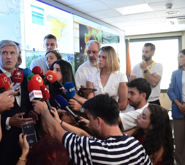 Marlaska asegura que todo inmigrante implicado en actos delictivos en Ceuta será expulsado "inmediatamente"