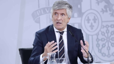 Marlaska vuelve a contradecir a Robles sobre el CNI: "No había ningún informe"