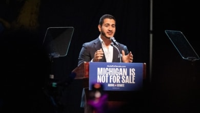 Por qué Trump cree que tiene motivos para alegrarse de la victoria de El Sayed en Michigan
