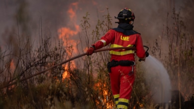 El avance del incendio de Niebla (Huelva) eleva a 467 las personas desalojadas