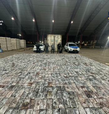 Nueva macrooperación contra el narcotráfico acaba con más 21 toneladas de cocaína [...]