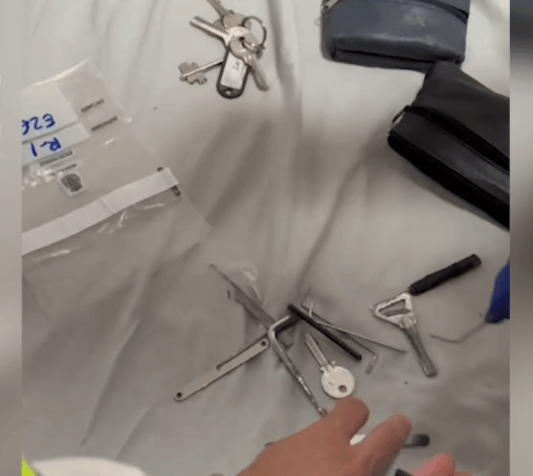 Robos con hilo y pegamento: desarticulada una banda que asaltaba viviendas habitadas
