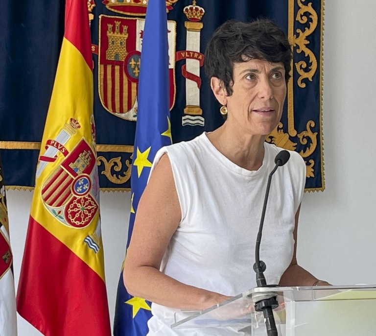 El Gobierno no descarta ampliar a 4.000 las 1.500 plazas de acogida a migrantes en Ceuta