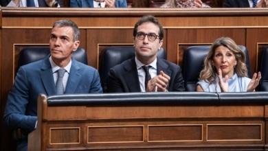 Sumar acusa a Sánchez de "seguir el camino de la extrema derecha" tras la prórroga de Almaraz