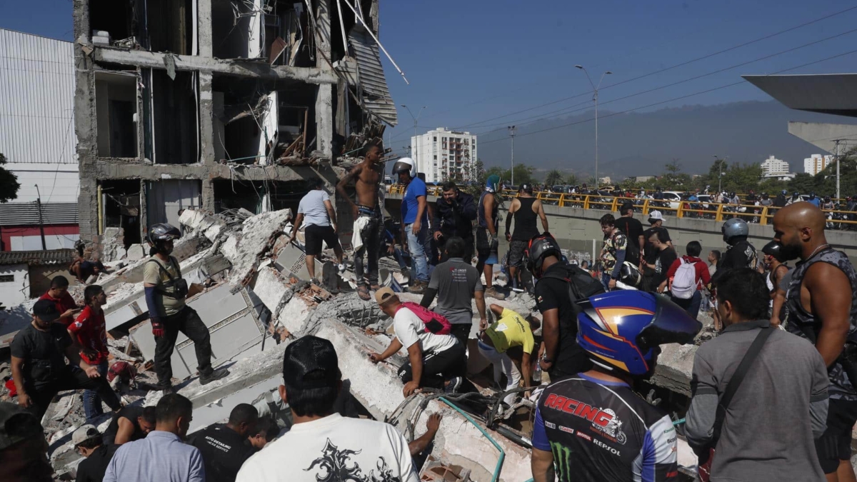 El terremoto de Colombia se cobra la vida de al menos 132 personas y deja centenares de desaparecidos