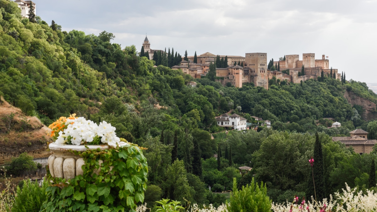 Vista del palacio de la Alhambra desde el barrio de Sacromonte