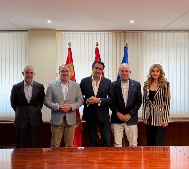 Castilla y León impulsará la digitalización de pymes y autónomos industriales
