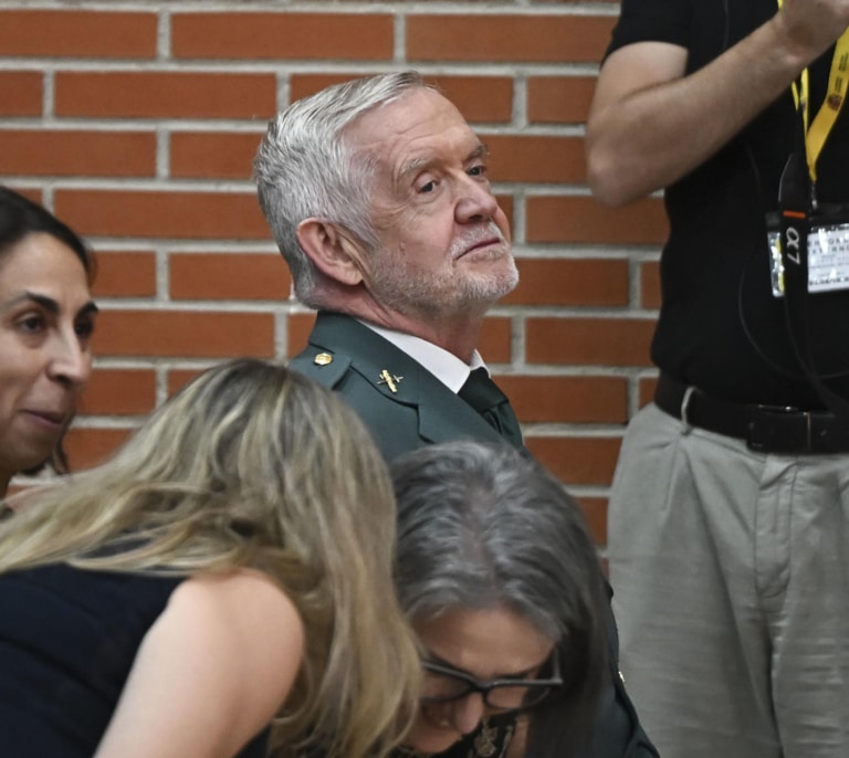 Marlaska, en la cárcel de Estremera: recuerdo a Ceuta y medalla de plata al DAO de la Guardia Civil imputado en el 'caso Leire'