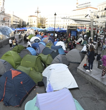 Detenido un hombre en la acampada de la Puerta del Sol por [...]