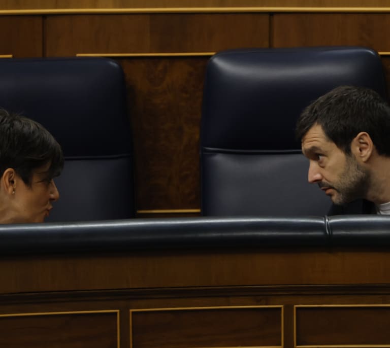 El Gobierno acelera la negociación con Junts para intentar reunir los apoyos y aprobar el martes el decreto ley de vivienda