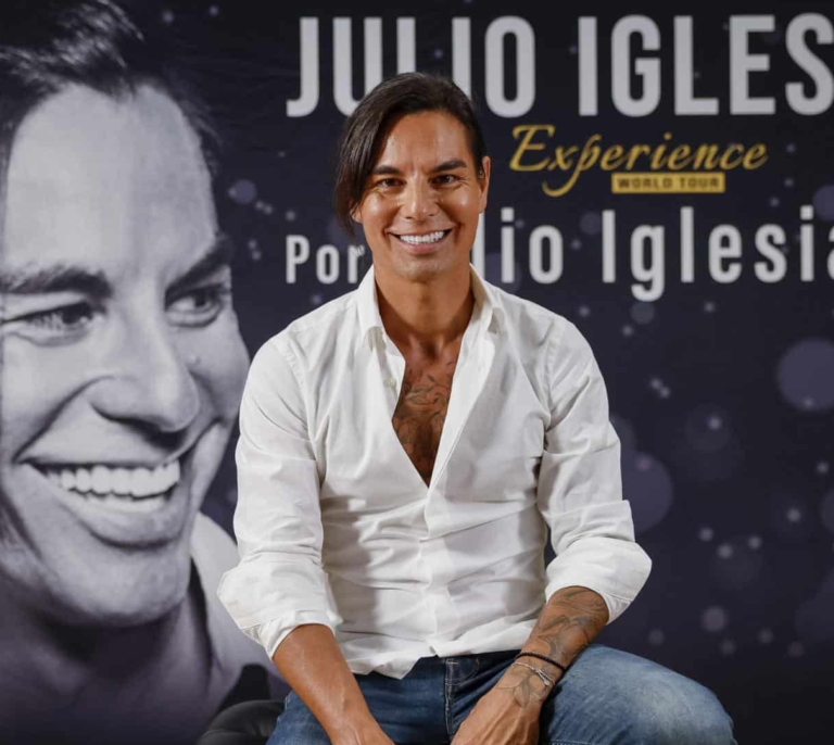 ¿Qué le parece a Julio Iglesias que Julio José haga un 'world tour' con sus canciones? Todo lo que se sabe sobre la gira homenaje 'Julio Iglesias Experience'