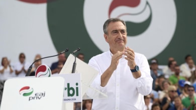 Esteban advierte a Sánchez de que si no aprueba los presupuestos debe "finiquitar la legislatura y convocar elecciones"