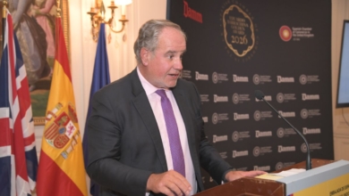 Demetrio Carceller Arce recibe el Premio de Oro Eduardo Barrachina 2026