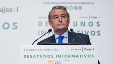La Junta acusa al Gobierno central de "dejación de funciones" en la lucha contra el narcotráfico en Andalucía