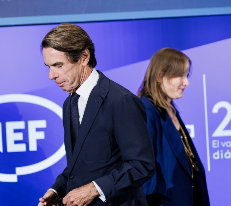 Aznar califica, ante la encargada de negocios israelí, de "antisemitas" a los que tachan a Israel de estado genocida