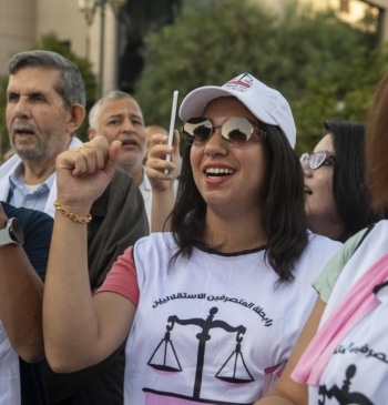 Dispuesta a arriesgar la vida para salir del país y con llamamientos [...]