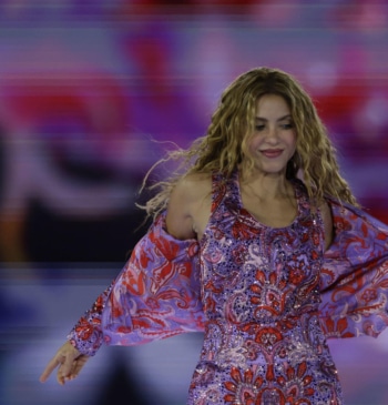 Shakira 'muerde' en Madrid: "Con la cara que te fuiste y la [...]