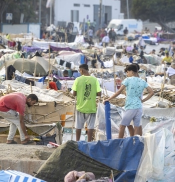 Andalucía asegura que el sistema de acogida de menores está "por encima de su capacidad" porque lo "reventó" Sánchez